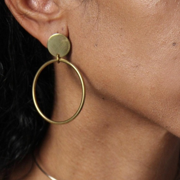 **MILA* Simple Circle Gold Pendant Fashion Earrings - Picture 1 of 8